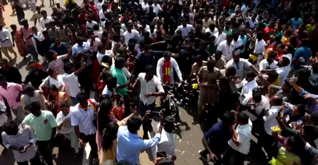 காரைக்குடி, விஜய் பிரசாரம், சைக்கிளில் விஜய், தமிழ்நாடு சட்டமன்ற தேர்தல்