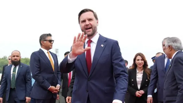 نائب الرئيس الأمريكي جيه دي فانس