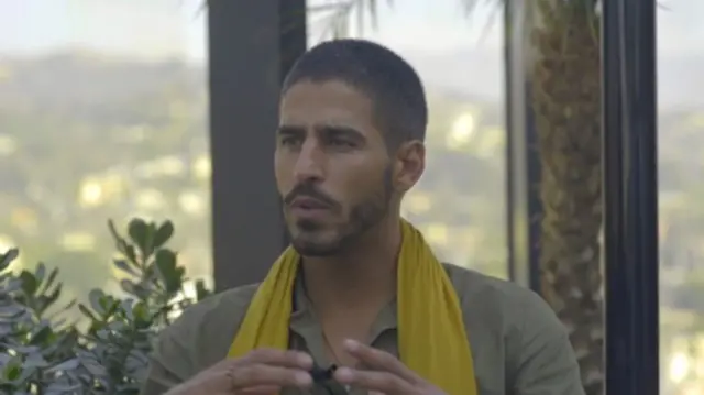 صورة للصحفي أحمد شهاب الدين