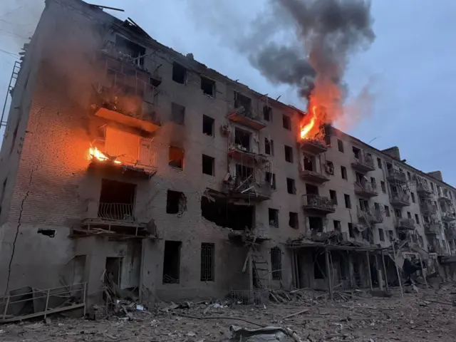 разрушенный центр Славянска