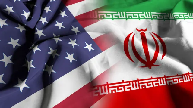 ایران اور امریکہ کے جھنڈے