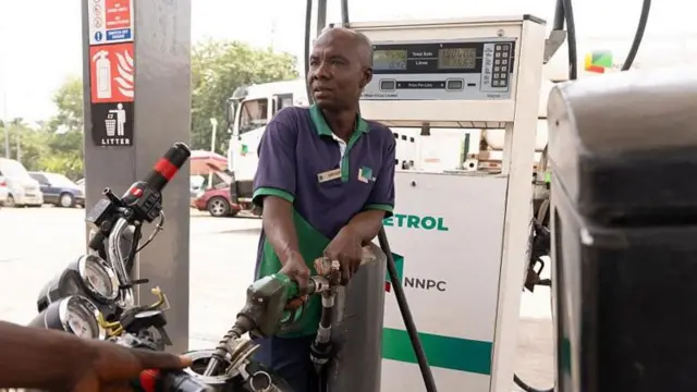 Afrika inahisi athari za kupanda kwa bei ya mafuta na changamoto za usafiri wa majini, huku bara hilo likikumbwa tena na matukio ambayo hayawezi kudhibitiwa.