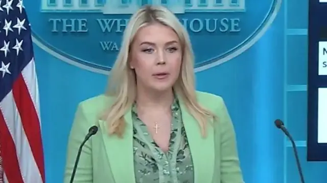 कैरोलिन लेविट