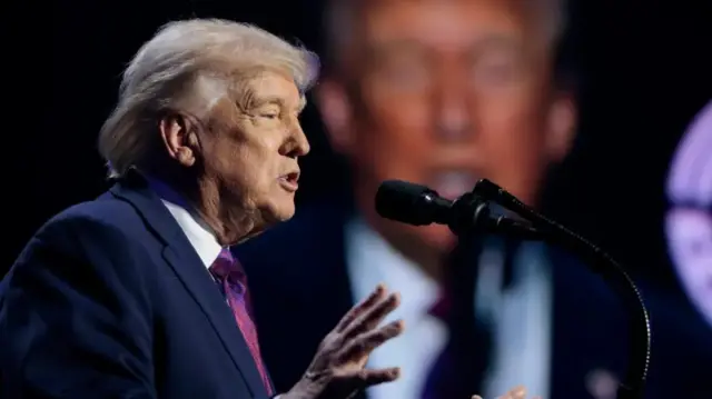 الرئيس الأمريكي دونالد ترامب