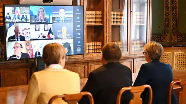 آبنائے ہرمز کھلوانے کے لیے آن لائن اجلاس