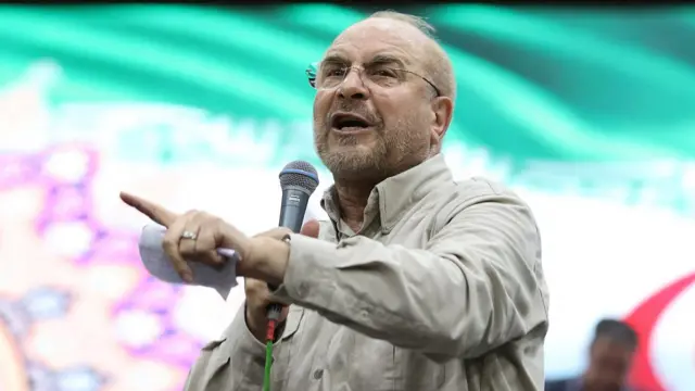 Mohammad-Bagher Ghalibaf ukuriye inteko ishinga amategeko ya Iran