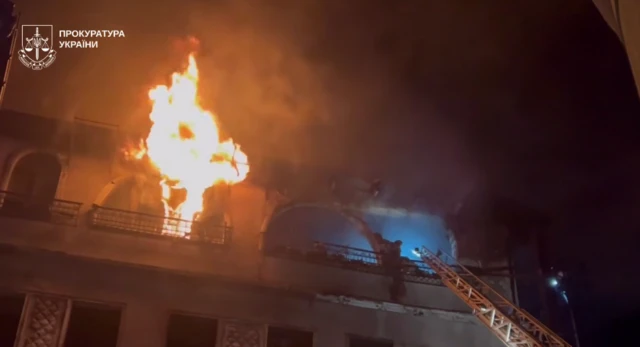 Пожар в Харькове после удара российского дрона