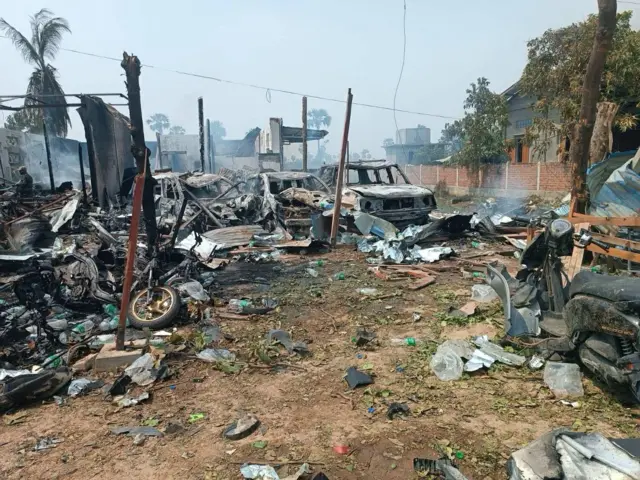 ဧပြီ ၂၁ ရက် တန့်ဆည်မြို့နယ်အတွင်း လေကြောင်းတိုက်ခိုက်ခံရပြီးနောက် မြင်ကွင်း