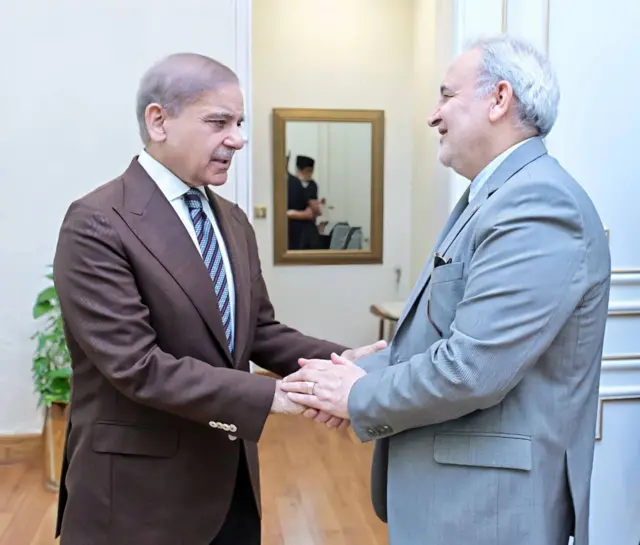 سفیر ایران دردیدار با نخست‌وزیر پاکستان