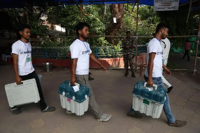 తమిళనాడు, పశ్చిమ బెంగాల్‌ పోలింగ్