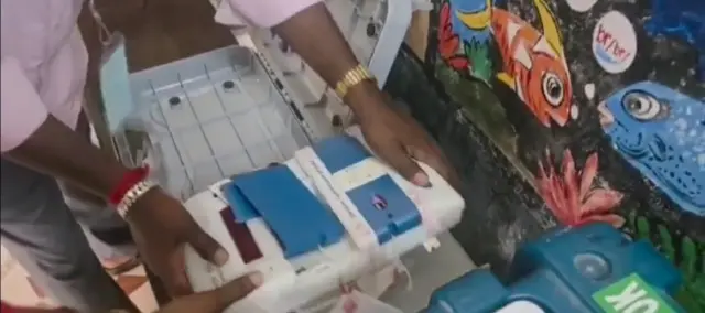 கலசப்பாக்கம், வாக்குப்பதிவு இயந்திரம் உடைப்பு