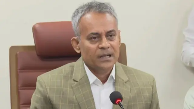 সড়ক, রেল ও নৌপরিবহনমন্ত্রী শেখ রবিউল আলম