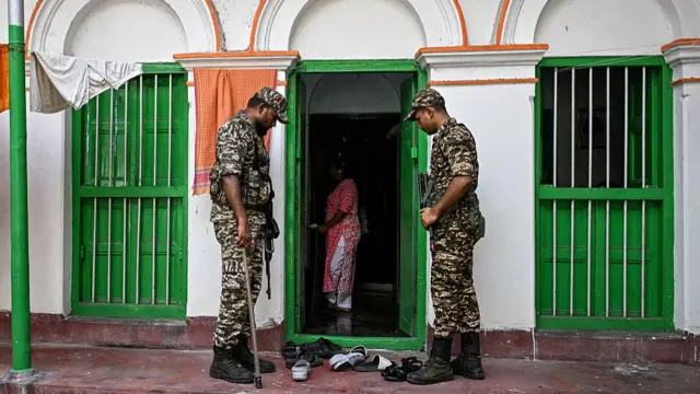 পশ্চিমবঙ্গের নির্বাচনে নিরাপত্তার প্রধান দায়িত্বে ছিল কেন্দ্রীয় বাহিনী