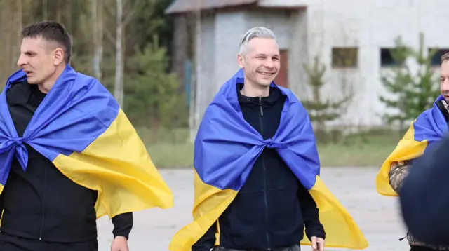 украинские военные, вернувшиеся из плена