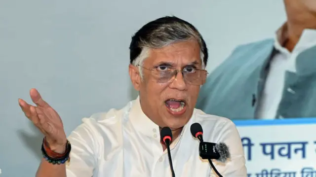 पवन खेड़ा