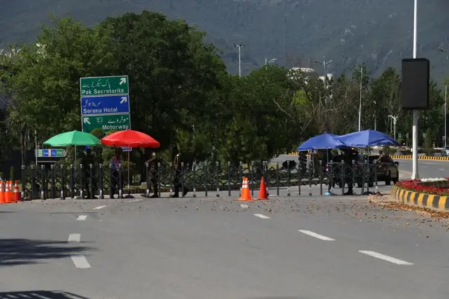 Pakistan ayaa horey u adkeysay amniga