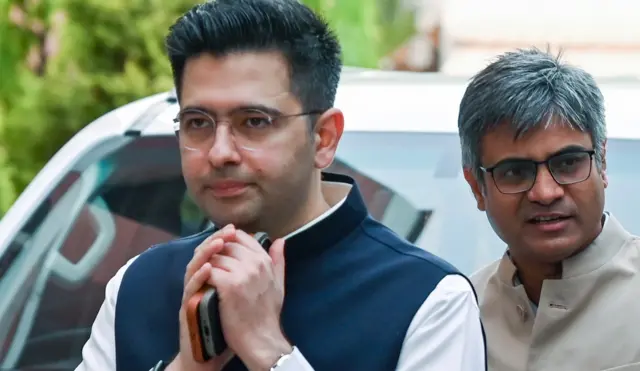 राघव चड्ढा और संदीप पाठक