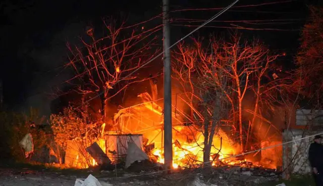 пожар в Одессе после атаки