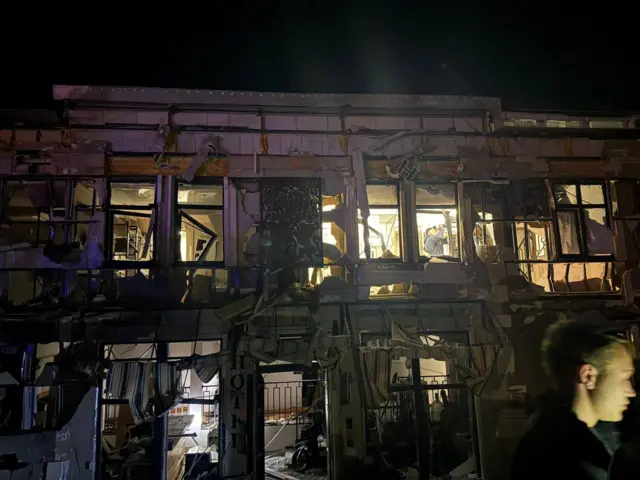 Последствия очередной ночной атаки на Одессу