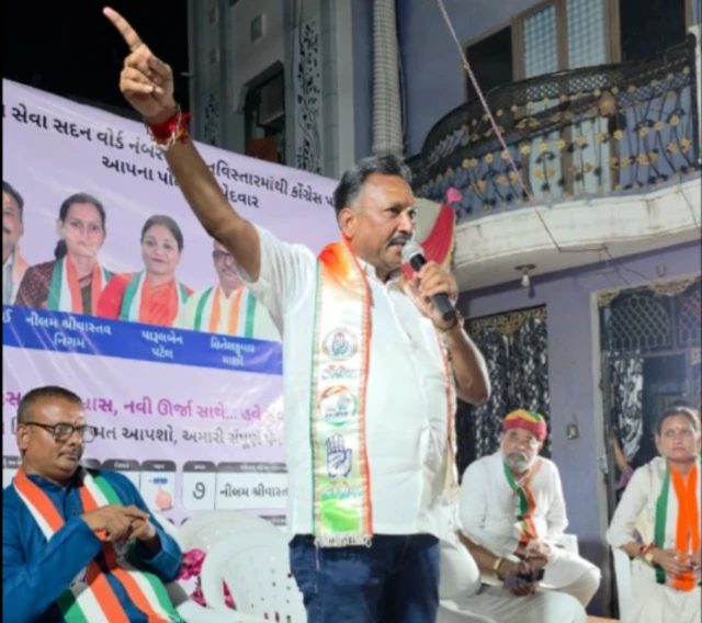 આશિષ જોષીએ કૉંગ્રેસ તરફથી જીત મેળવી છે