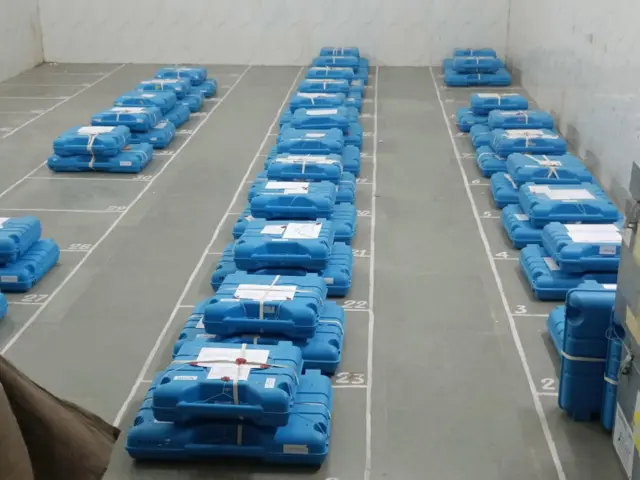 રાજકોટમાં મતગણતરી પહેલાંની એક તસવીર