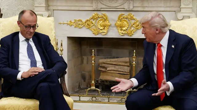 Hoggaamiyaha Jarmalka Friedrich Mertz iyo madaxweynaha Maraykanka Donald Trump