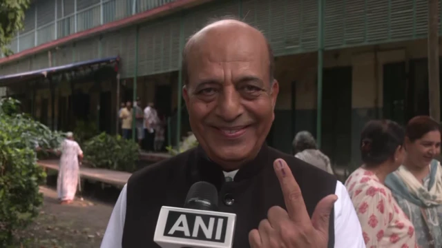 'গঙ্গা আমার মা, পদ্মা আমার মা' বার্তা দীনেশ ত্রিবেদীর