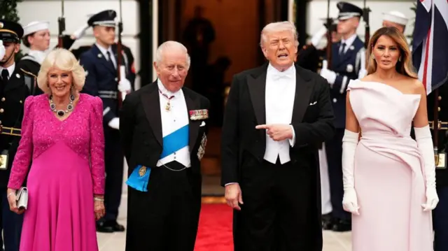 ለአራት ቀናት የሥራ ጉብኝት አሜሪካ የሚገኙት ንጉሥ ቻርልሰ ከባለቤታቸው ንግሥት ካሚላ እንዲሁም ከፕሬዚዳንት ትራምፕ እና ባለቤታቸው ጋር