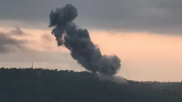 لبنان میں اسرائیلی حملے کے بعد اٹھتا دھواں