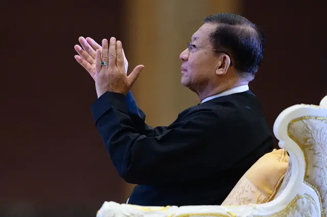 ဗိုလ်ချုပ်မှူးကြီး မင်းအောင်လှိုင်