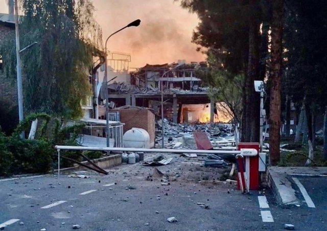 تصویر حمله اسرائیل به انستیتو پاستور در مرکز تهران که رئیس سازمان بهداشت جهانی آن را بازنشر کرده است