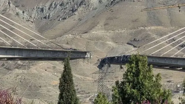 ईरानी पुल पर हमला