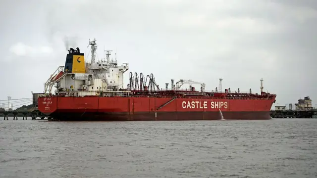 मुंबई के तट पर 'कैसल शिप्स' (सांकेतिक तस्वीर)