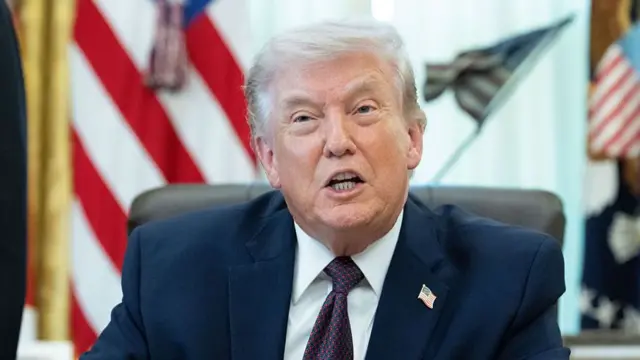 डोनाल्ड ट्रंप