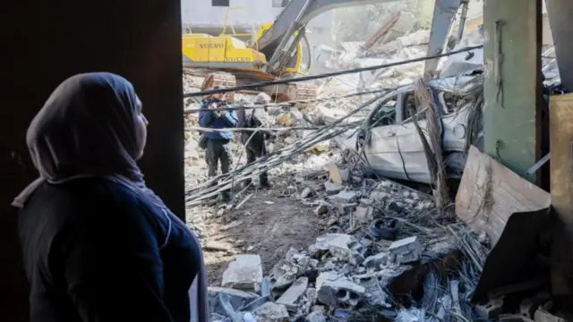 استمرار التحليق المتواصل للطائرات الحربية الإسرائيلية فوق لبنان دون انقطاع