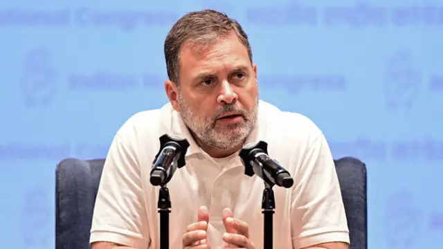 राहुल गांधी