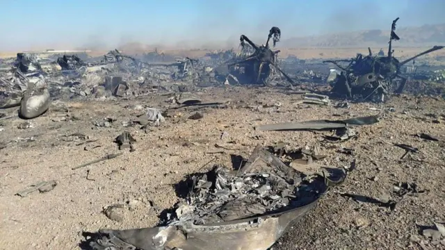 بقایای هواپیمای آمریکایی سرنگون شده در اصفهان
