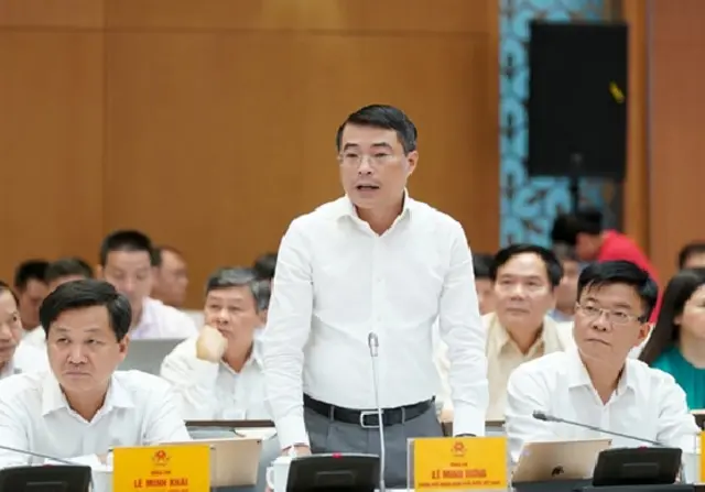 Ông Hưng hồi còn làm thống đốc