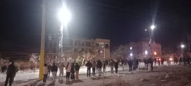 عکسی که گزارش شده مربوط به حملات صبح سه‌شنبه به خانه‌ای درفاز ۴ شهر پردیس استان تهران است