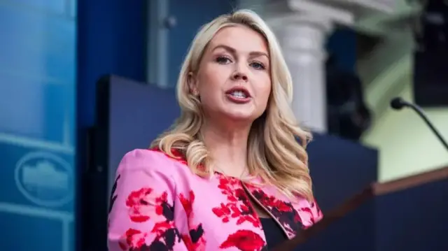 ධවල මන්ධිර ප්‍රකාශිකාව