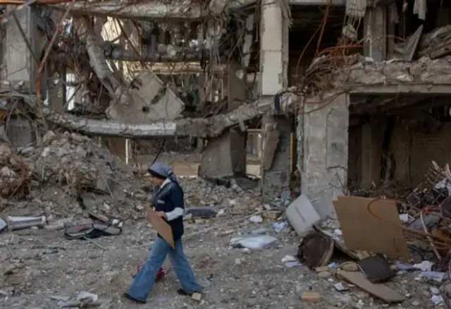 ifoto igaragaza ahasenywe muri ibi bihe by'intambara iri muri Iran