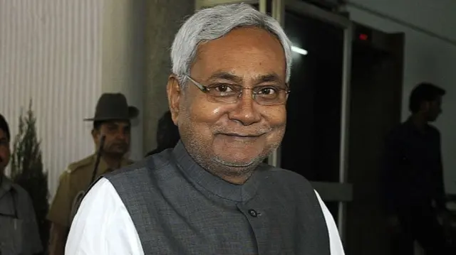 नीतीश कुमार