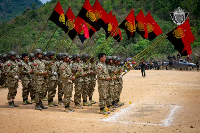 အယ်လ်ဖာစစ်ဒေသဖွဲ့စည်းတဲ့အခမ်းအနား