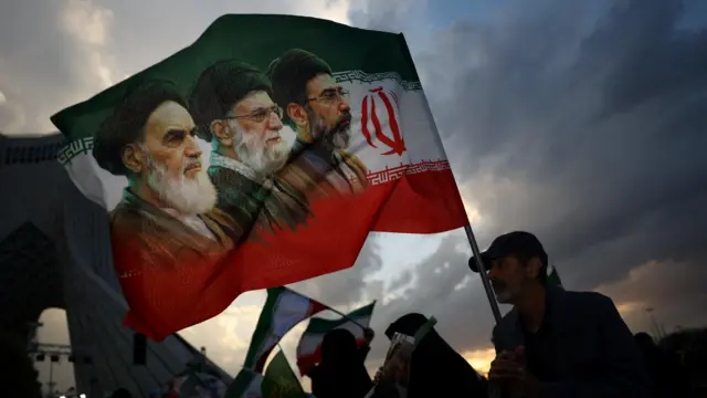 طهران تعلن التصدي لمسيرات خلال الساعات الماضية