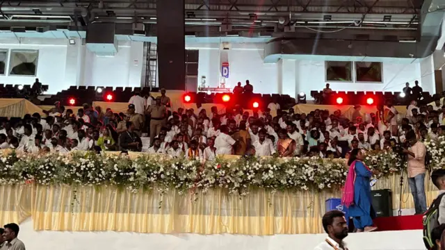 முதலமைச்சராக பதவியேற்கும் விஜய்