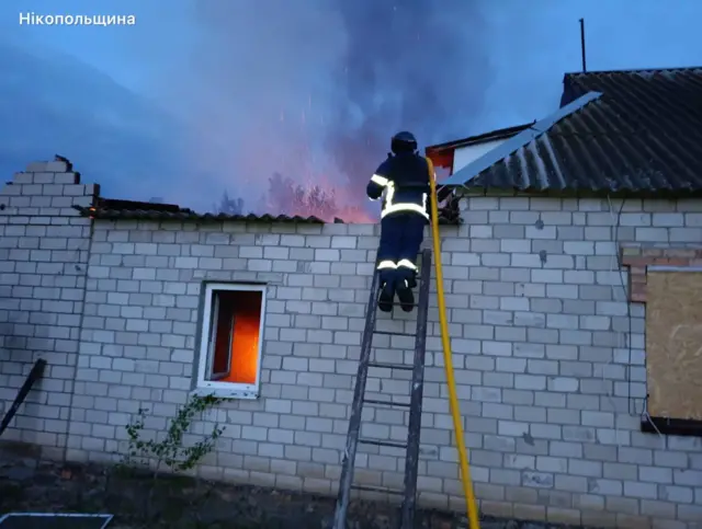 Последствия обстрела в прифронтовом Никопольском районе