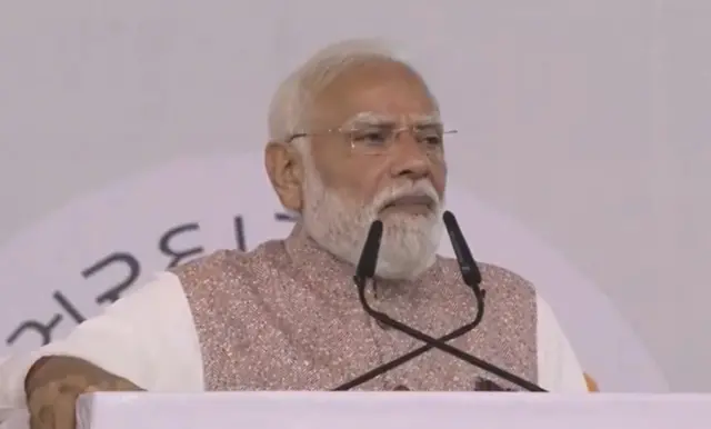 मोदी