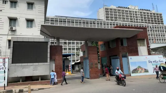 বাংলাদেশ সরকারের প্রশাসনিক সদর দপ্তর সচিবালয়