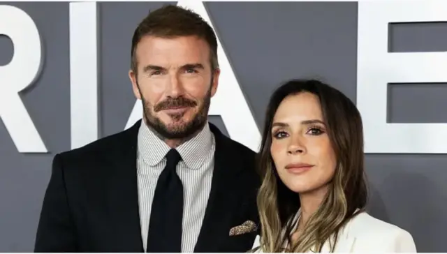 Ifoto ya David Beckham na Victoria Beckham umugore we