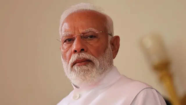 नरेंद्र मोदी